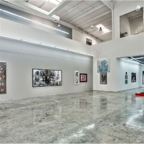 Art Gallery Interior | Syncronia