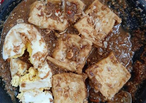 Cara Buat Sambel Penyet Kacang Tahu - Pin Di M4 4k4n : Ulek cabai rawit ...