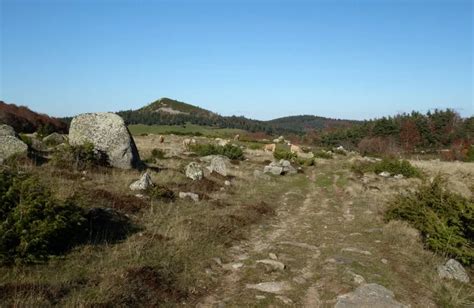 Randonn E Gr De Pays Tour Des Monts D Aubrac De La Baume