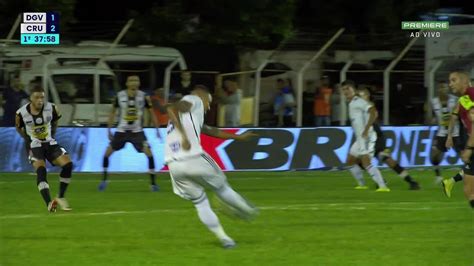 Vídeo Aos 36 min do 1º tempo assistência de Arthur Gomes do Cruzeiro