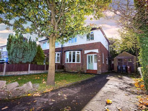 3 Bed Semi Detached House For Sale In Woodhouse Lane Biddulph Stoke