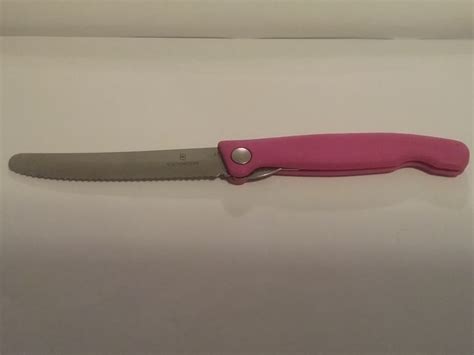 VICTORINOX