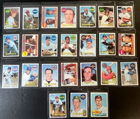 1969 TOPPS BASEBALL CARD LOT 64818 Auctionninja