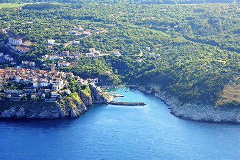 Vrbnik Harbour in Vrbnik, Croatia - Marina Reviews - Phone Number ...