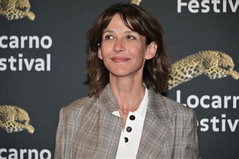 Sophie Marceau à 57 ans l actrice et réalisatrice renoue avec la