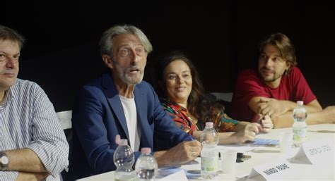 Pozzuoli Presentata La Nuova Stagione Del Teatro Sala Moli Re Diretto