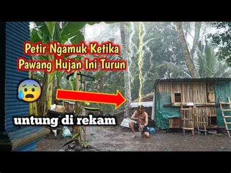 Gila Auto Berhenti Hujan Petir Badai Saat Pawang Hujan Ini Turun