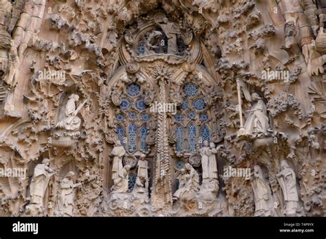 Artworks De La Fa Ade De La Nativit De La Sagrada Familia Barcelone