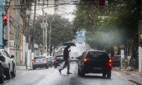 Corpo de mulher é achado em carro arrastado pela enxurrada já são 5