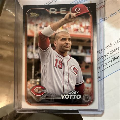 Joey Votto 2024 Topps 19 Golden Mirror Image Variation SSP RAW