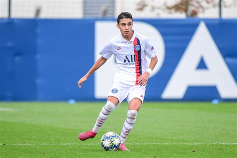 Foot Psg Psg Kays Ruiz Atil Et Paris Cest Fini Pour Le Nouveau