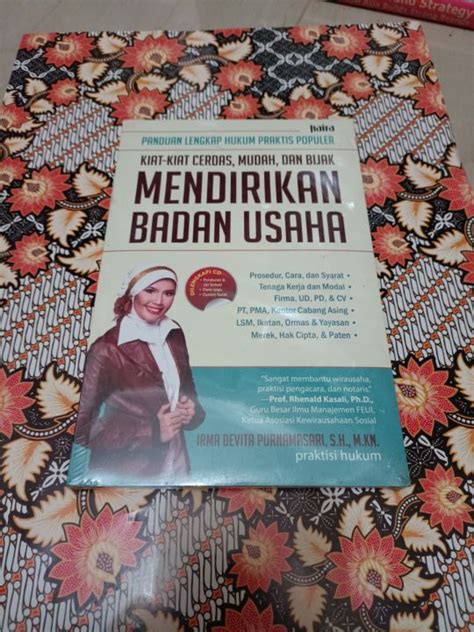 Buku Panduan Lengkap Hukum Praktis Populer Kiat Kiat Cerdas Mudah