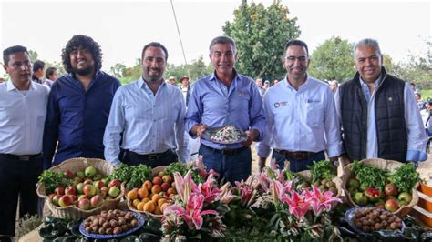 Tony Gali Entrega Apoyos A Productores Poblanos La Silla Rota