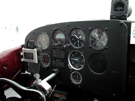 Free Cessna cockpit Stock Photo - FreeImages.com