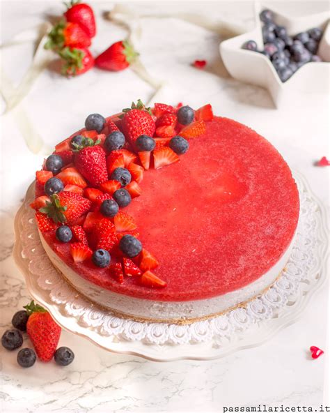 Torta Fredda Alle Fragole E Yogurt Senza Cottura Passami La Ricetta