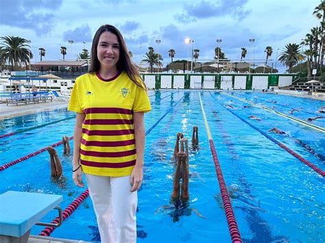 Claudia Macías completa el equipo técnico de Natación Artística del CN