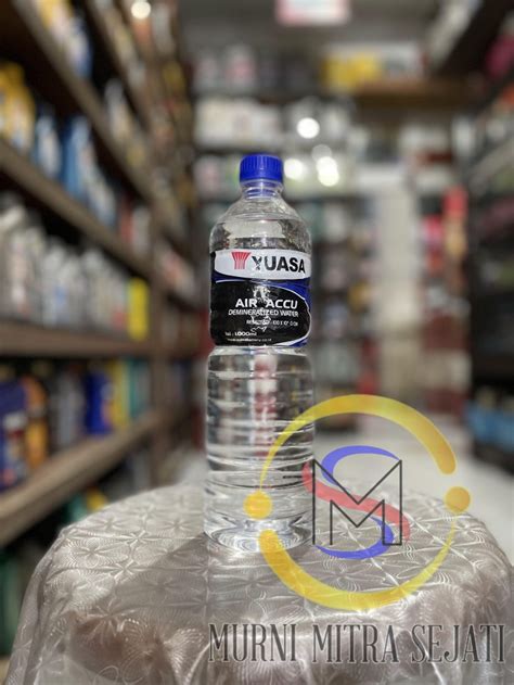 Jual Air Aki Biru Yuasa Accu Demineralized Water Untuk Tambah 1 L