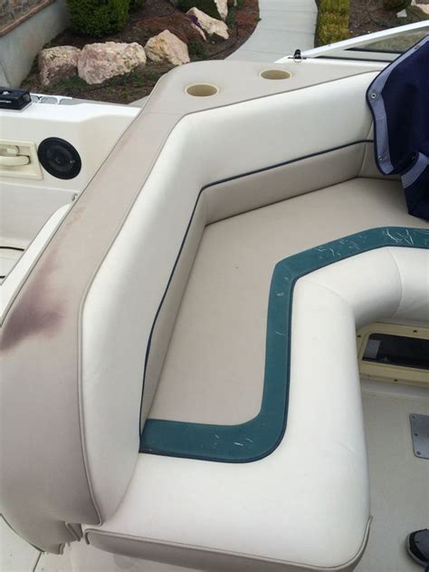 Bayliner Cierra Boat Upholstery Boat Interior Yacht