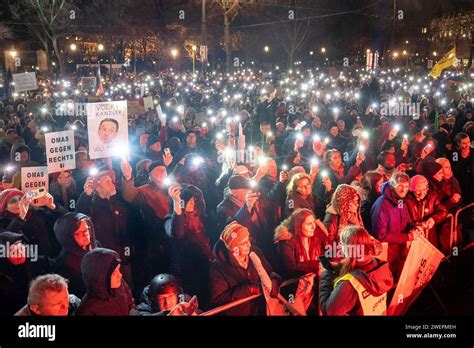 Wien ï½sterreich 26 Jänner 2024 Lichtermeer bei der Demonstration