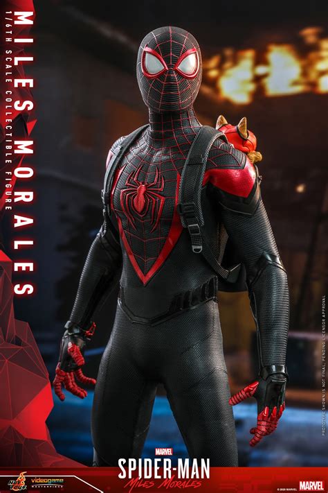 Hot Toys VGM 46 Marvels Spider Man Miles Morales Hot Toys Complete