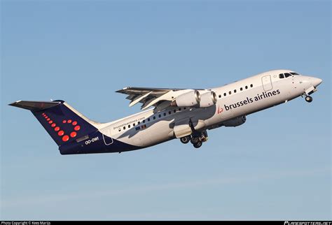 OO DWI Brussels Airlines British Aerospace Avro RJ100 Photo By Kees