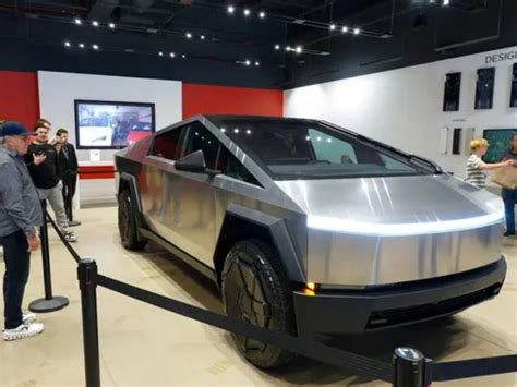 Tesla Cybertruck 2024 Chi Tiết đánh Giá Bán Tải điện độc Lạ