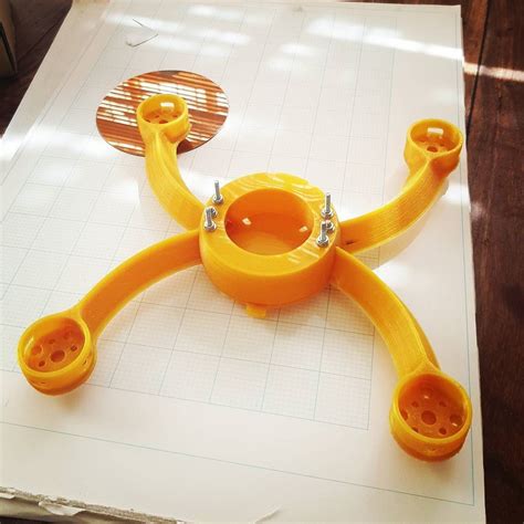 Jeran on Instagram: “3d printed drone frame concept. This version is 250mm but that is easy to ...