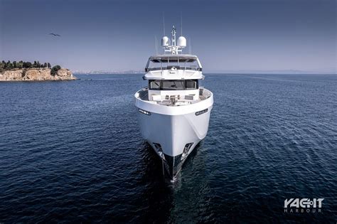 Motor Yacht Rockit Numarine Yacht Harbour