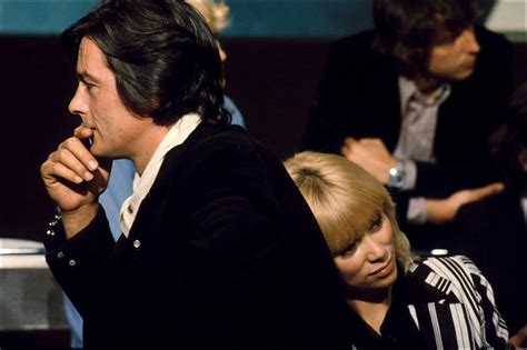 Couples Mythiques Alain Delon Et Mireille Darc Lamour Le Plus Long