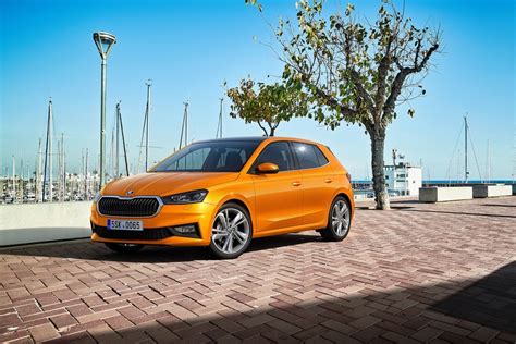 Nuova Skoda Fabia City Car Bella Molto Spaziosa E Dai Bassi