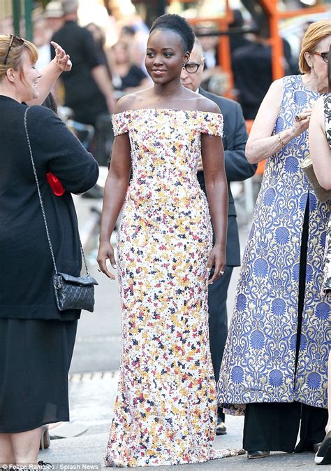 Tony Awards After Party Sees Lupita Nyong O Slip Into Pretty Nude Dress Daily Mail Online