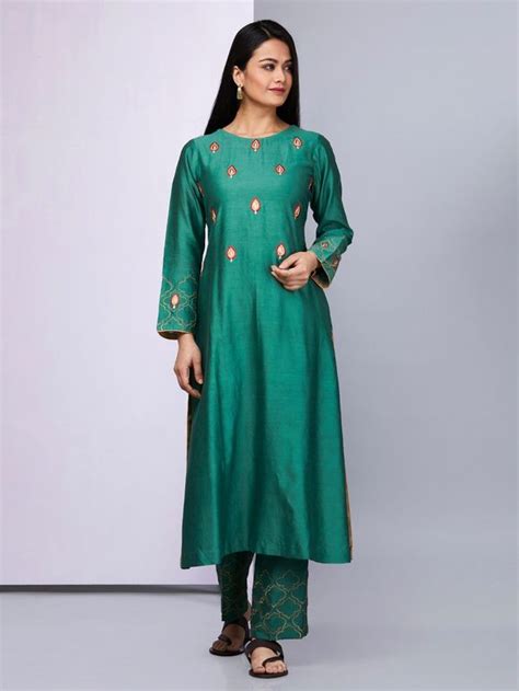 Buy Green Embroidered Chanderi Silk Angrakha Kurta With Cotton Silk