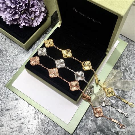 Van Four Leaf Clover Flowers Vca Bracelet Cleef Shopee Malaysia