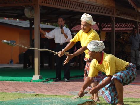 Gasing Uri Permainan Tradisional Rakyat Kelantanterengganu