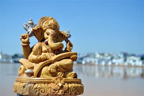 Ganesh in Tranquility: HD Religious Wallpaper