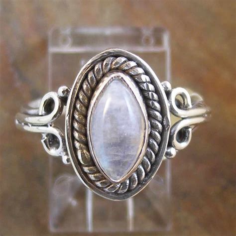 Beautiful Sterling Silver Marquise Rainbow Moonstone Ring Mm