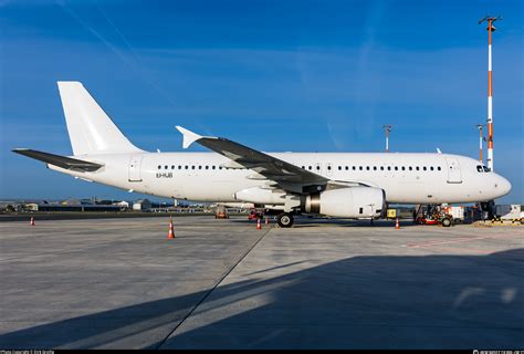 Ei Hjb White Airbus A320 232 Photo By Dirk Grothe Id 1422457