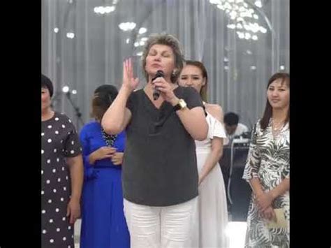 Поздравила молодых на свадьбе. Ебитесь. - YouTube