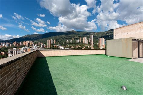 Apartment for sale in El Poblado Medellín 3 Bedrooms 240m2