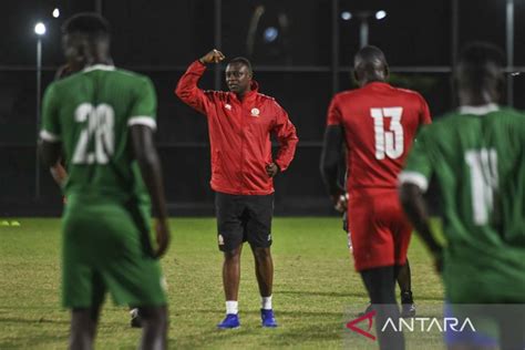 Latihan Timnas Burundi Jelang Lawan Indonesia Antara News