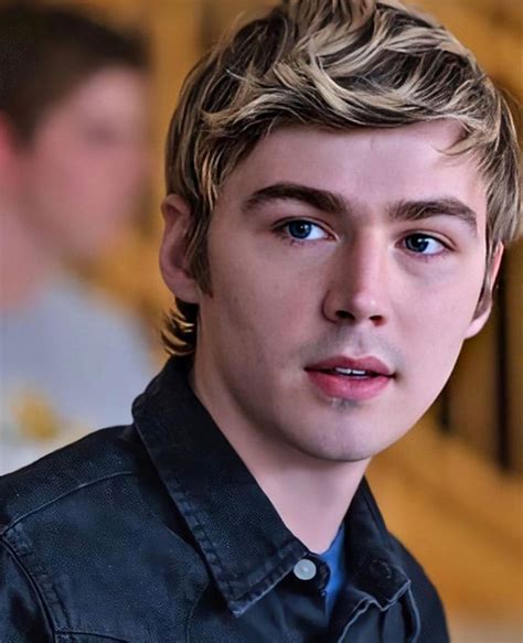 Miles Heizer People Robinson 13 Reasons