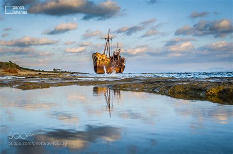 Shipwreck in Gytheio, Greece [999x665] : r/AbandonedPorn