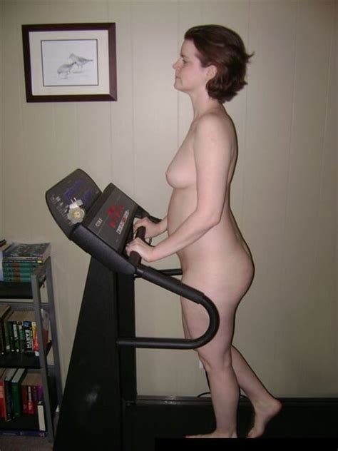 Amateur Milf Shodt Hair Natural Tits 17 1600x1200 Porn Pic