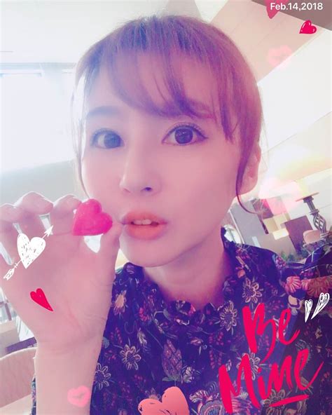 辰巳ゆいさんのインスタグラム写真 辰巳ゆいinstagram「ハッピーバレンタイン ️ ️ 撮影会の後は、そのまま実家へ♪ 今日は