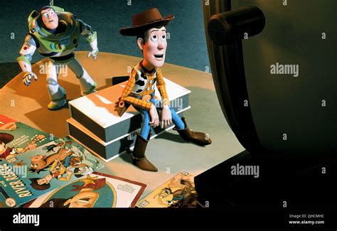 Toy Story Woody And Buzz Friends