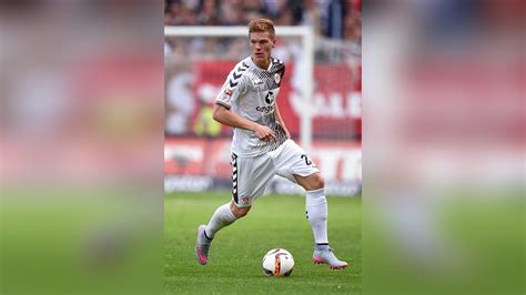 Fc St Pauli Gewinnt Irres Spiel Gegen Greuther F Rth