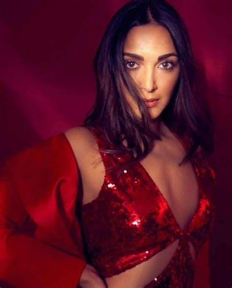 Kiara Advani Turns Ups The Heat In Red Sequin Dress And Alex Perry