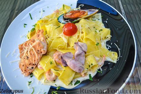Рецепт: Папарделле с морепродуктами на RussianFood.com