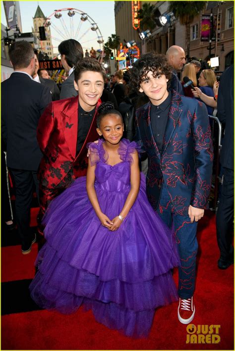 Full Sized Photo Of Zachary Levi Asher Angel Jack Dylan Grazer Shazam La Premiere 34 Asher