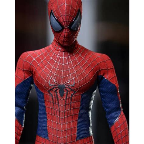 Hot Toys The Amazing Spiderman Hobbies Toys Toys Games On Carousell